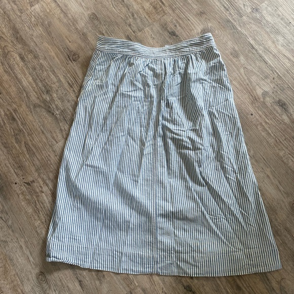 Madewell midi skirt. Size 6 - Picture 2 of 3